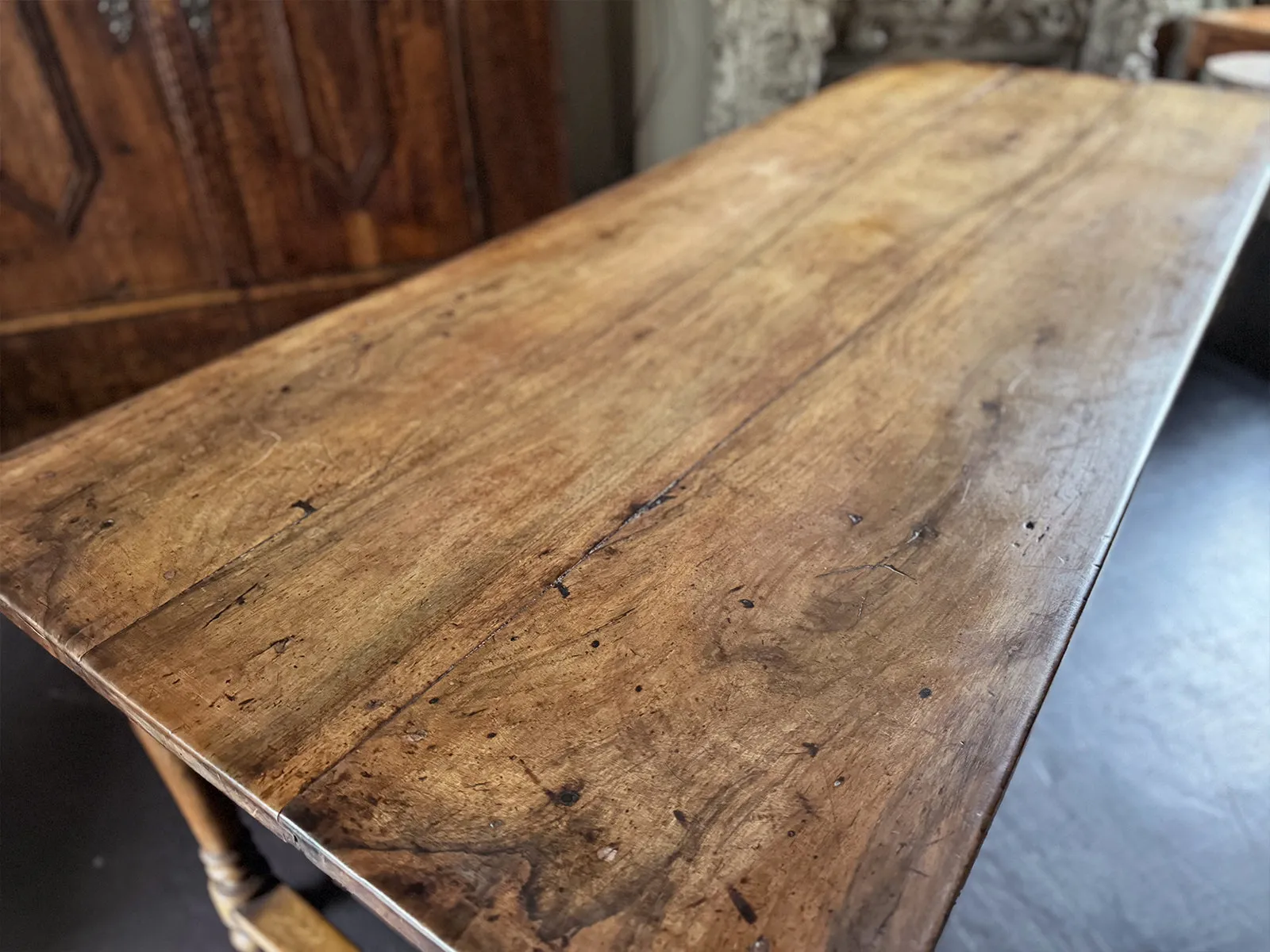 A Late 18th C/Early 19th C Walnut Dining Table of Beautiful Colour with Secret Drawer