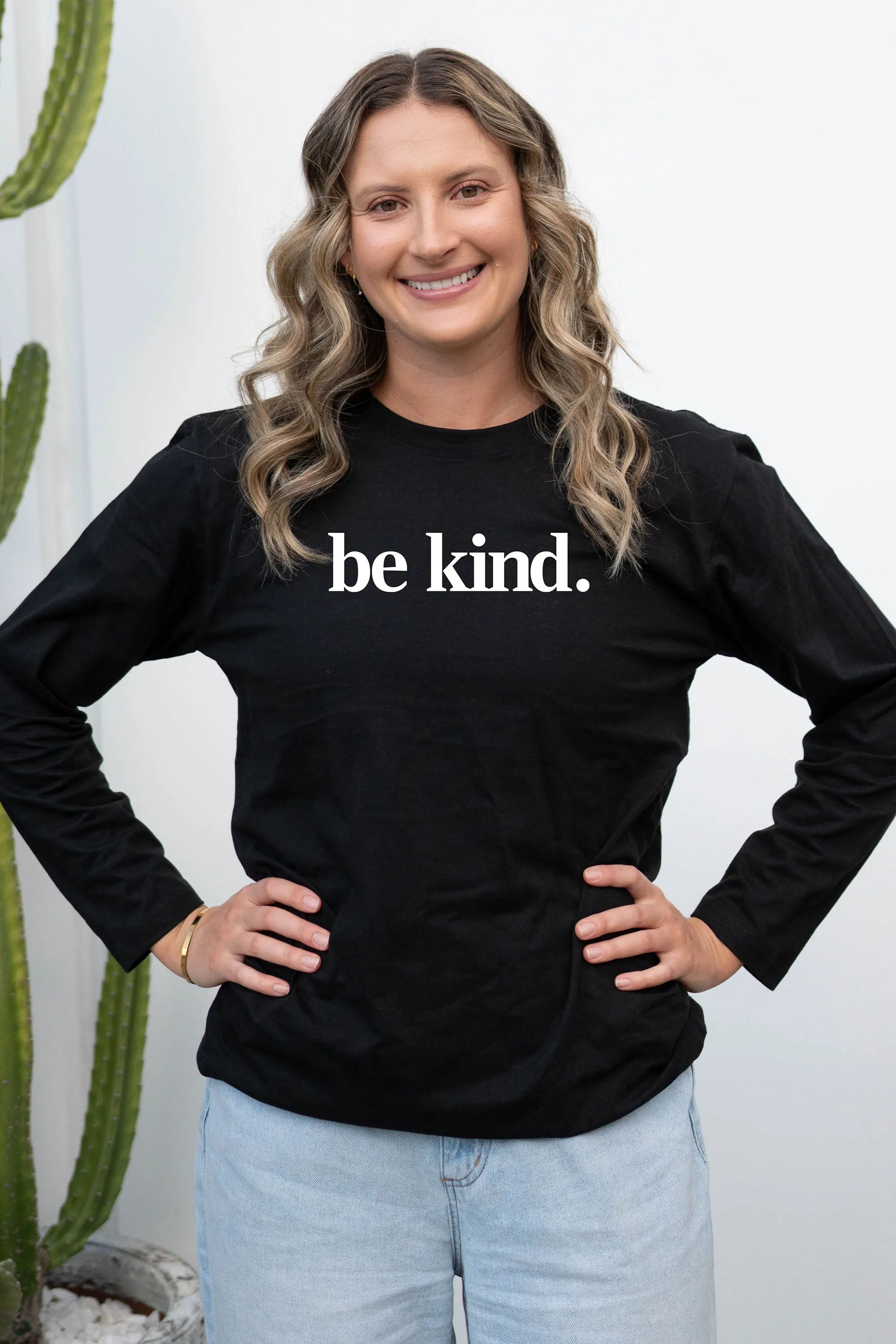 Be Kind. Long Sleeve T-Shirt Black