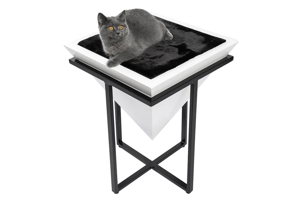 Pharoah Elevated Bed