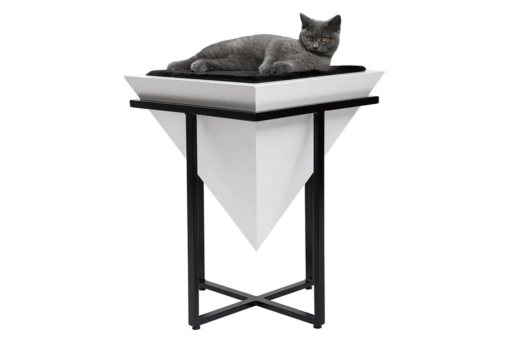 Pharoah Elevated Bed