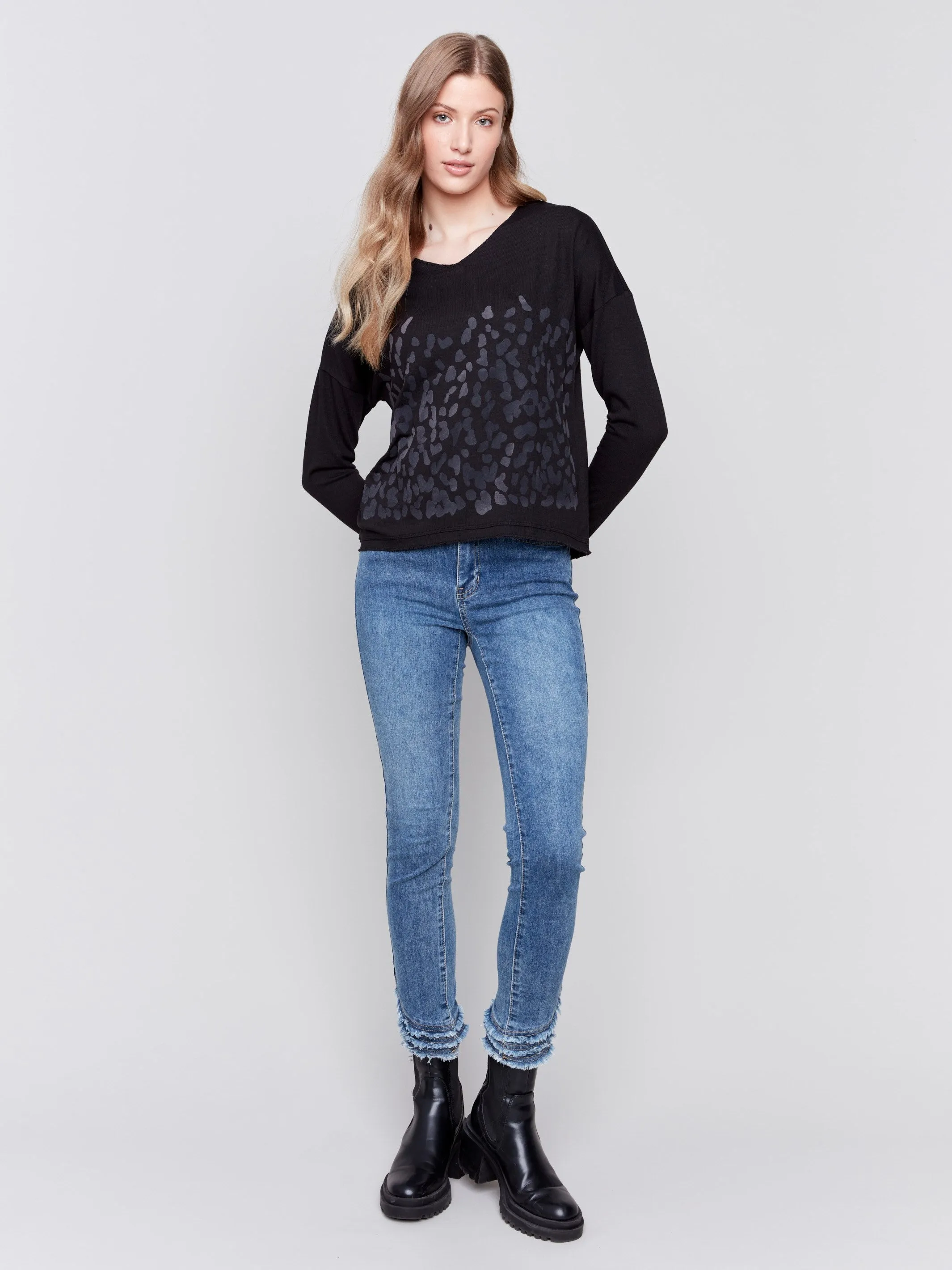 Printed V-Neck Knit Top - Black