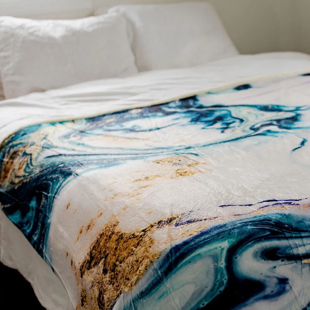 Super Soft Ocean Swirl Blanket